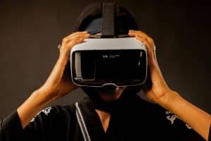 Advanced Electromagnetic Fashion Manipulation Technologies Expanding Interactions