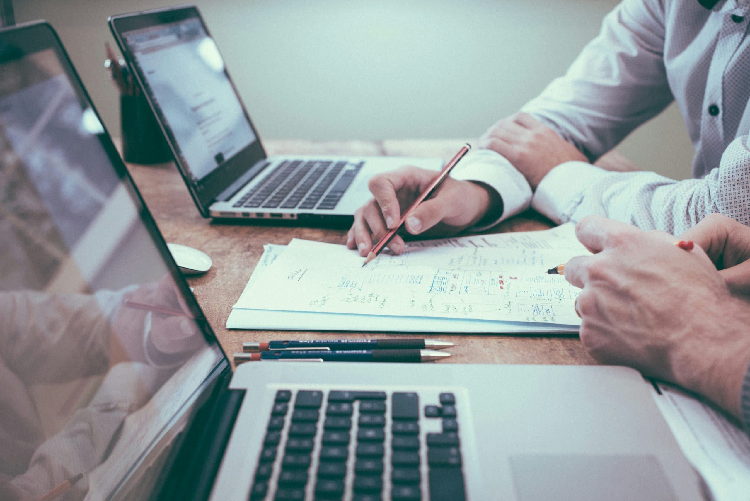Algorithms of Justice: AI's Emerging Role in Legal Decision-Making
